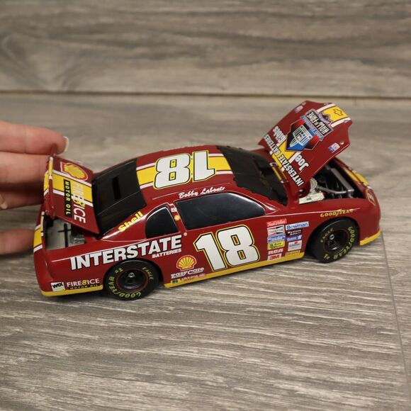 BOBBY LABONTE #18 1996 HALL OF FAME JOE GIBBS Limited Edition 1/24 SCALE Bank - Picture 10 of 12